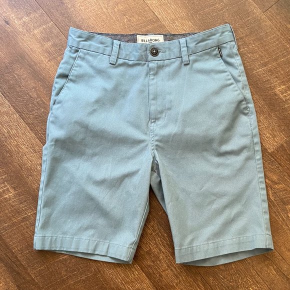 Billabong Cotton Walkshorts - Size 28 - Picture 2 of 6